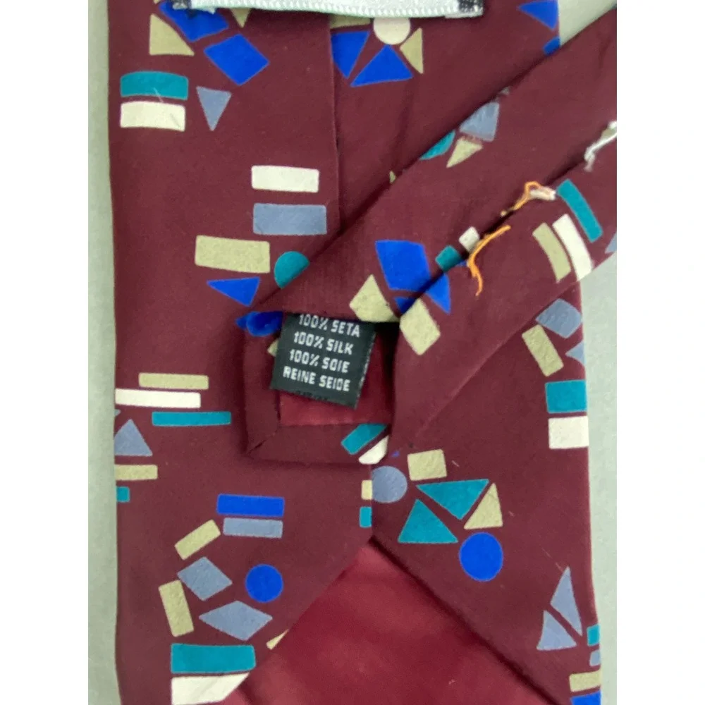 Brandini Mens Tie Burgundy Geometric Abstract 100% Silk Italian Made 57x4